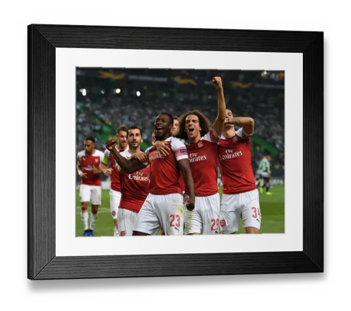 Framed Print : Arsenal: Welbeck and Guendouzi Celebrate Goal Against Sporting Lisbon in Europa League Framed Print : Arsenal: Welbeck and Guendouzi Celebrate Goal Against Sporting Lisbon in Europa League