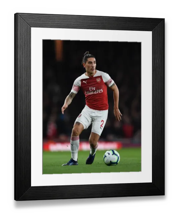Framed Print : Hector Bellerin (Arsenal). Arsenal 3: 1 Leicester City. Premier League. Emirates Stadium Framed Print : Hector Bellerin (Arsenal). Arsenal 3: 1 Leicester City. Premier League. Emirates Stadium