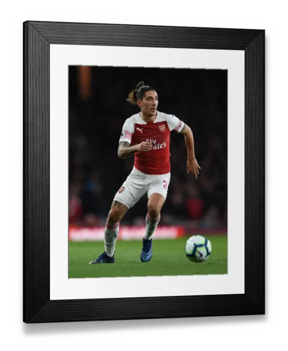 Framed Print : Hector Bellerin's Star Performance: Arsenal's Triumph over Leicester City (3-1, October 2018)