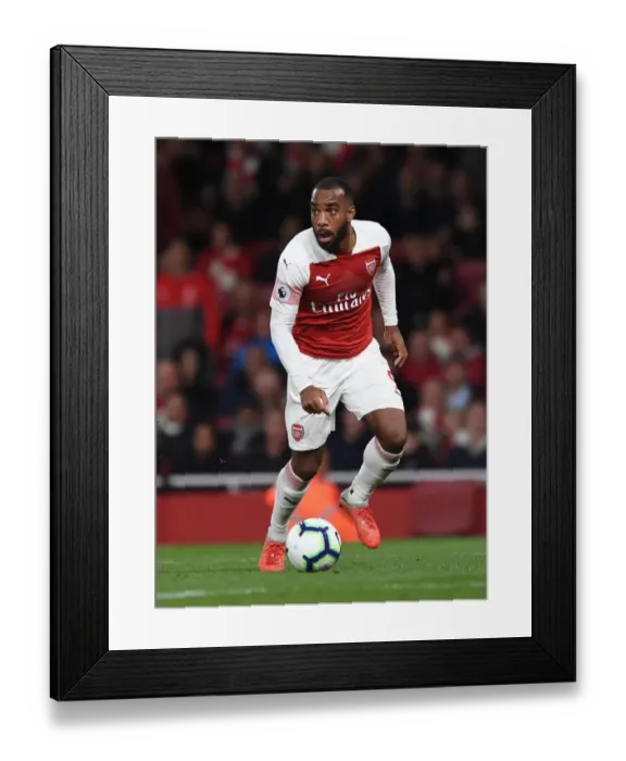 Framed Print : Alexandre Lacazette Scores the Winning Goal: Arsenal's Triumph over Leicester City (Premier League, 22 / 10 / 18)