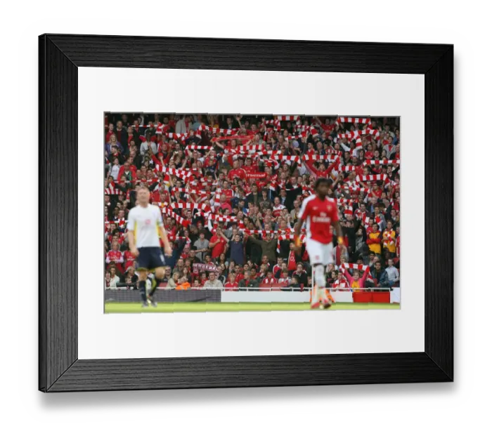 Framed Print : Arsenal Triumphs 3-0 Over Tottenham in Premier League Rivalry at Emirates Stadium (2009)