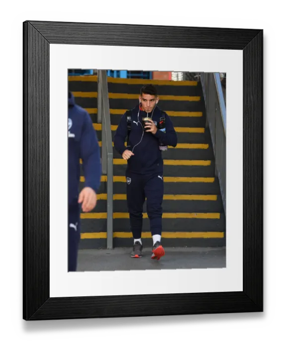 Framed Print : Lucas Torreira's Premier League Debut: Arsenal's New Signing at Selhurst Park vs Crystal Palace, 2018-19 Framed Print : Lucas Torreira's Premier League Debut: Arsenal's New Signing at Selhurst Park vs Crystal Palace, 2018-19