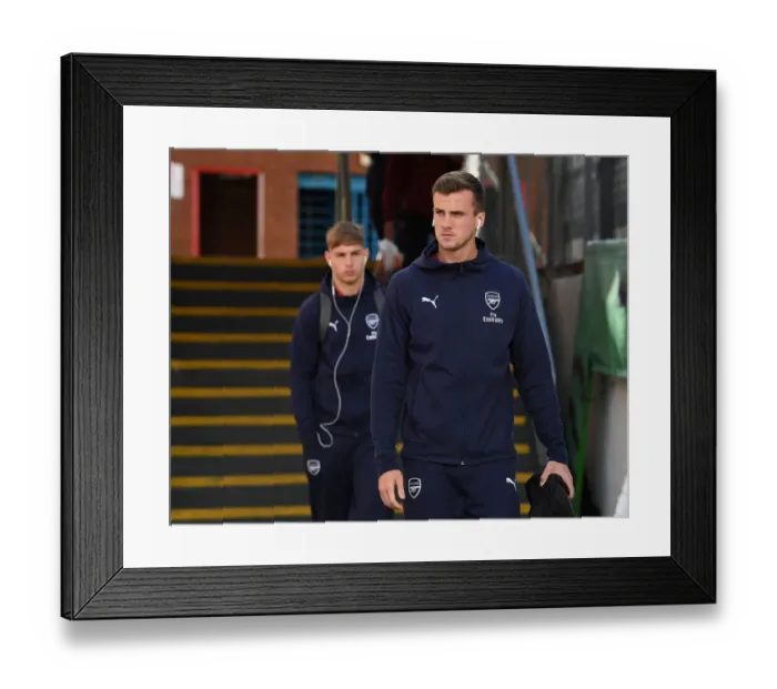 Framed Print : Rob Holding's Arrival at Selhurst Park: Crystal Palace vs Arsenal FC, Premier League 2018-19 Framed Print : Rob Holding's Arrival at Selhurst Park: Crystal Palace vs Arsenal FC, Premier League 2018-19