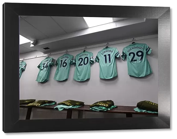 Arsenal Changing Room: Gearing Up for Crystal Palace Showdown (2018-19)