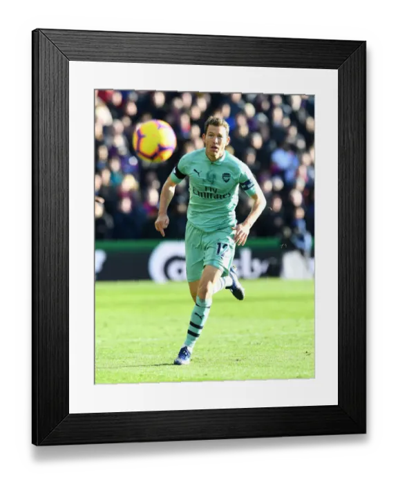 Framed Print : Intense Battle: Lichtsteiner vs Wan-Bissaka - Premier League Showdown