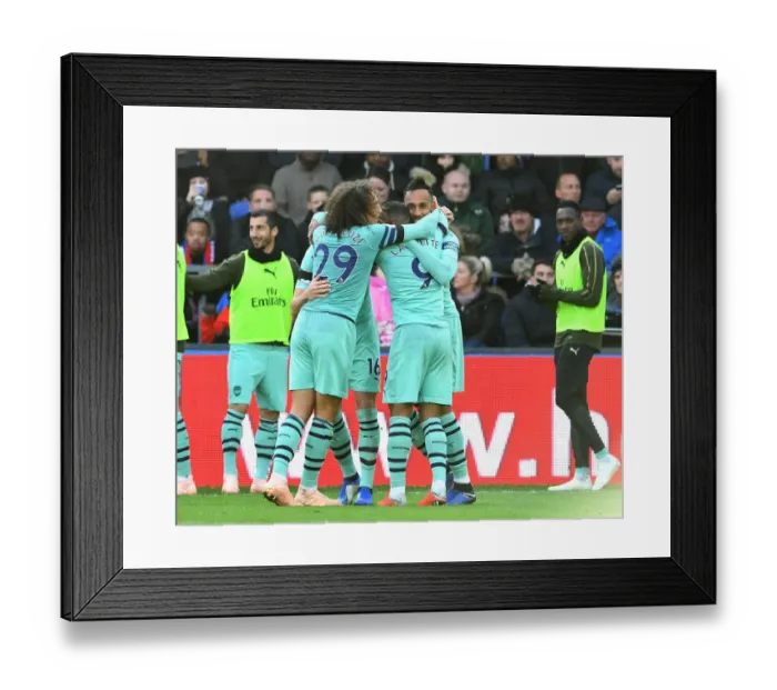 Framed Print : Pierre-Emerick Aubameyang Scores Arsenal's Second Goal vs Crystal Palace (2018-19)