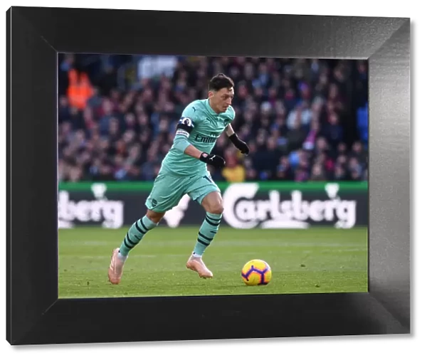 Mesut Ozil in Action: Arsenal vs. Crystal Palace, Premier League 2018-19