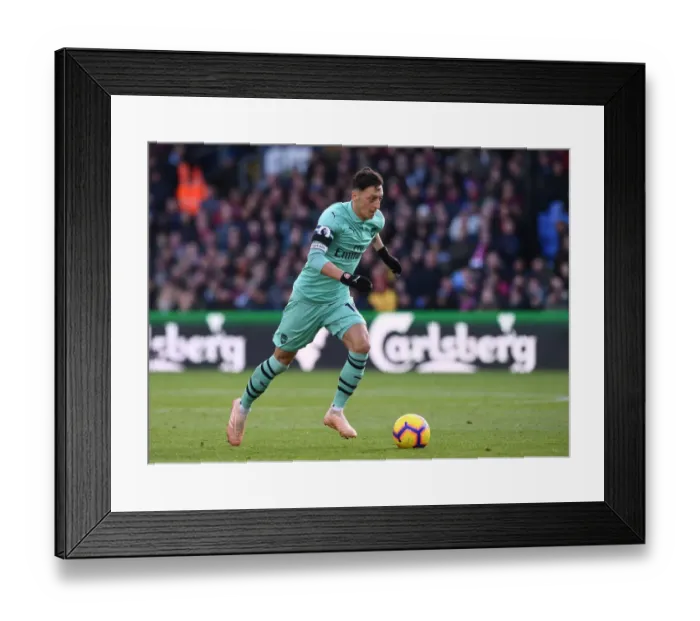 Framed Print : Mesut Ozil in Action: Arsenal vs. Crystal Palace, Premier League 2018-19