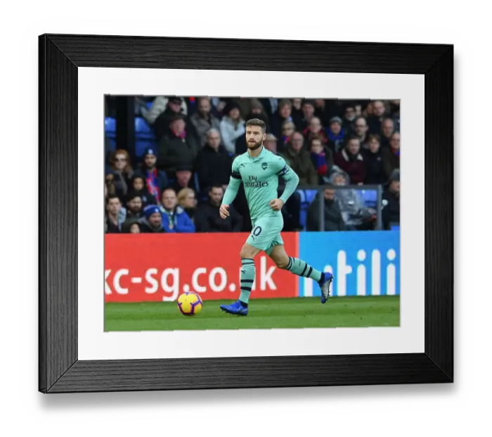 Framed Print : Shkodran Mustafi Focuses in Crystal Palace vs Arsenal Premier League Clash