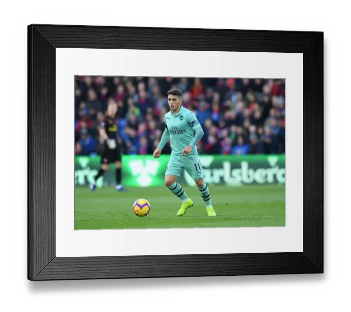 Framed Print : Lucas Torreira in Action: Arsenal vs Crystal Palace, Premier League 2018-19