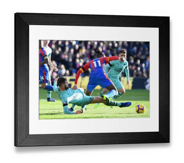 Framed Print : Mustafi vs Zaha: Intense Battle in Crystal Palace vs Arsenal FC Premier League Clash Framed Print : Mustafi vs Zaha: Intense Battle in Crystal Palace vs Arsenal FC Premier League Clash