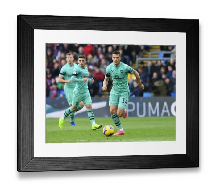 Framed Print : Granit Xhaka in Action: Crystal Palace vs. Arsenal, Premier League 2018-19 Framed Print : Granit Xhaka in Action: Crystal Palace vs. Arsenal, Premier League 2018-19