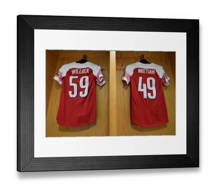 Framed Print : Arsenal Duo Joe Willock and Eddie Nketiah Prepare for Carabao Cup Clash against Blackpool