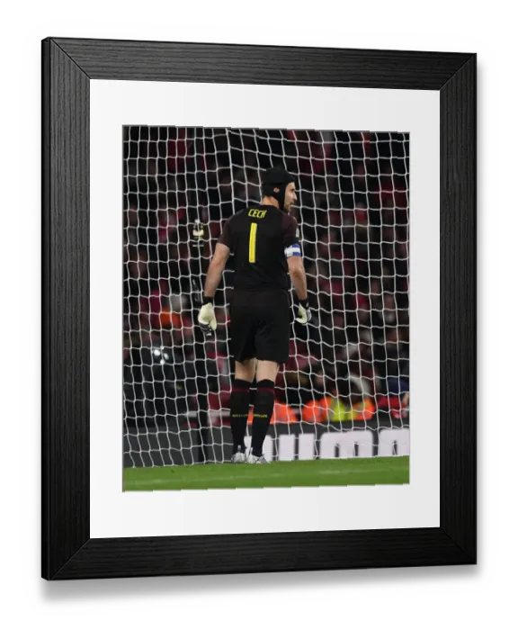Framed Print : Focused Petr Cech in Action for Arsenal against Blackpool (2018-19 Carabao Cup) Framed Print : Focused Petr Cech in Action for Arsenal against Blackpool (2018-19 Carabao Cup)
