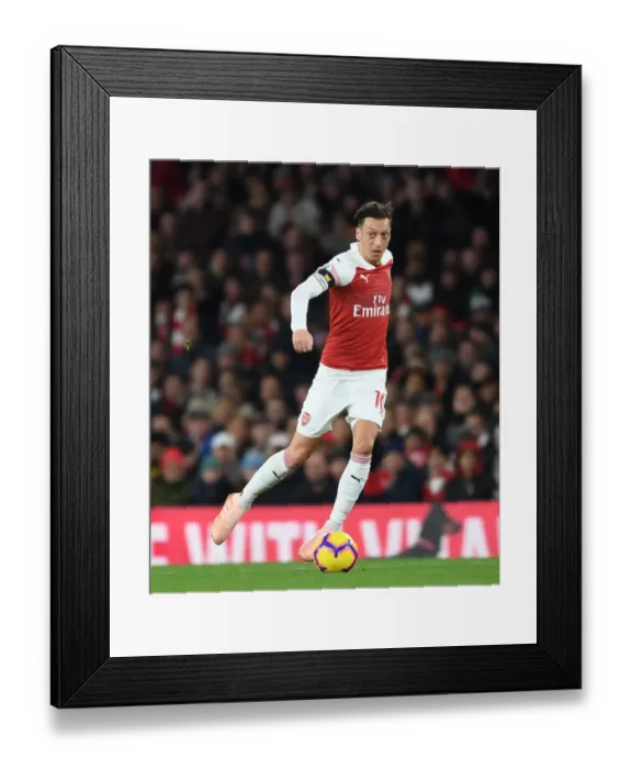 Framed Print : Mesut Ozil in Action: Arsenal vs. Liverpool, Premier League 2018-19