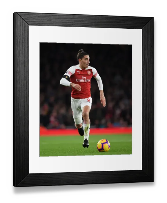Framed Print : Hector Bellerin in Action: Arsenal vs. Liverpool, Premier League 2018-19