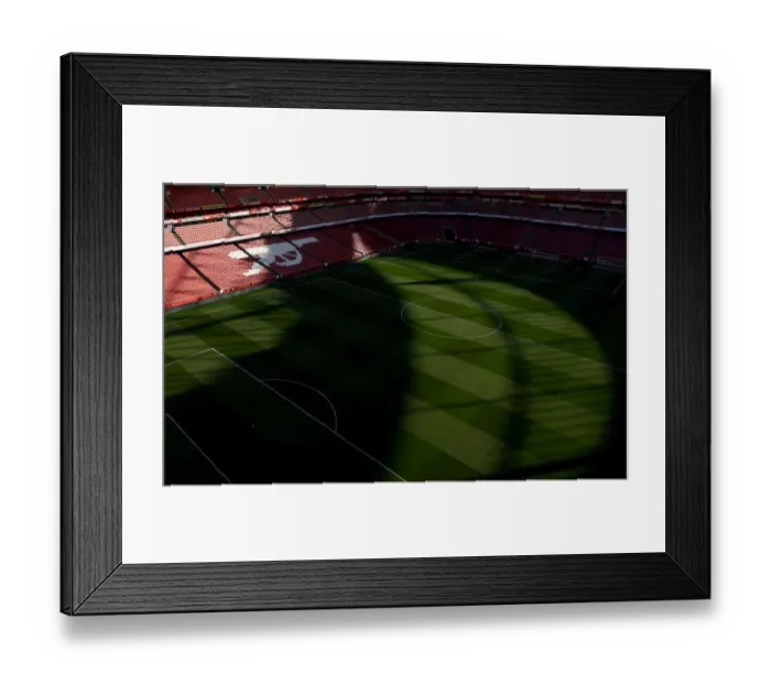 Framed Print : Arsenal vs Liverpool: Emirates Stadium Showdown, Premier League 2018-19