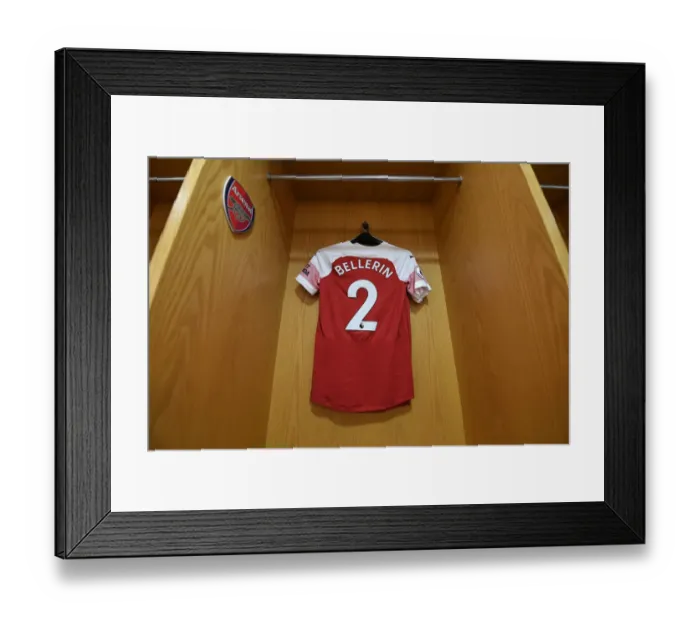 Framed Print : Hector Bellerin: Arsenal FC Changing Room - Arsenal vs Liverpool, Premier League 2018-19