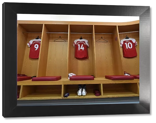 Arsenal Changing Room: Pre-Match Focus vs. Liverpool (2018-19)