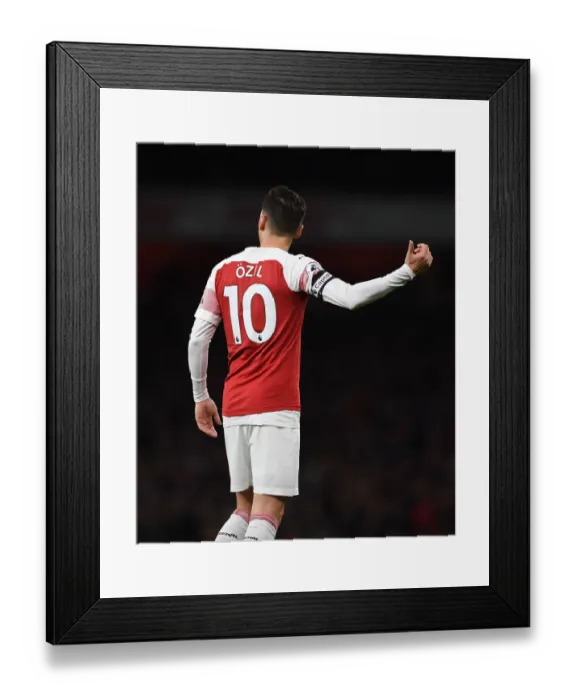Framed Print : Mesut Ozil in Action: Arsenal vs. Liverpool, Premier League 2018-19