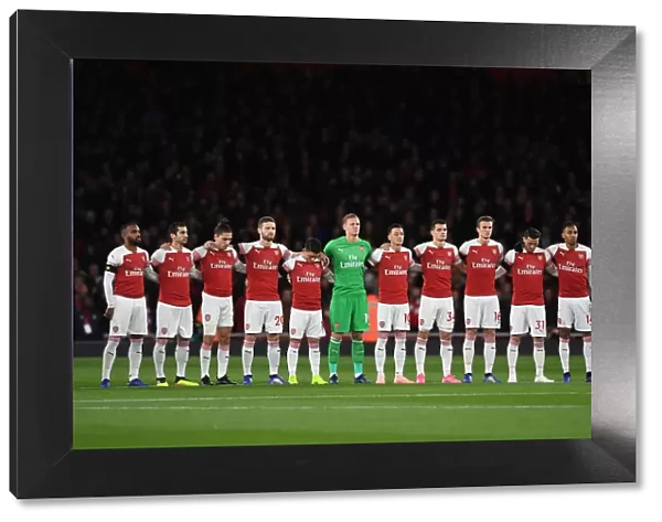 Arsenal Honors Leicester City Chairman with Minutes Silence vs. Liverpool (2018-19)