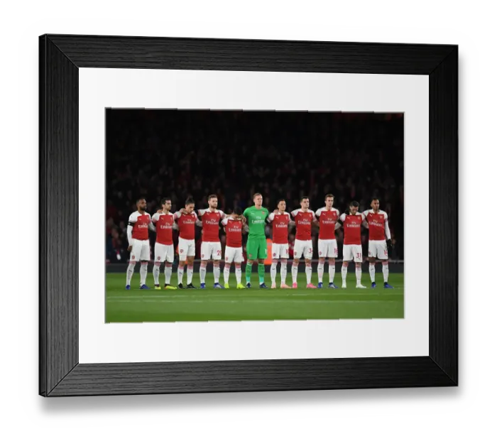 Framed Print : Arsenal Honors Leicester City Chairman with Minutes Silence vs. Liverpool (2018-19)