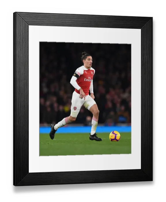 Framed Print : Hector Bellerin: In Action for Arsenal Against Liverpool, Premier League 2018-19 Framed Print : Hector Bellerin: In Action for Arsenal Against Liverpool, Premier League 2018-19