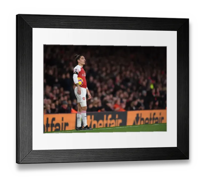 Framed Print : Hector Bellerin in Action: Arsenal vs. Liverpool, Premier League 2018-19