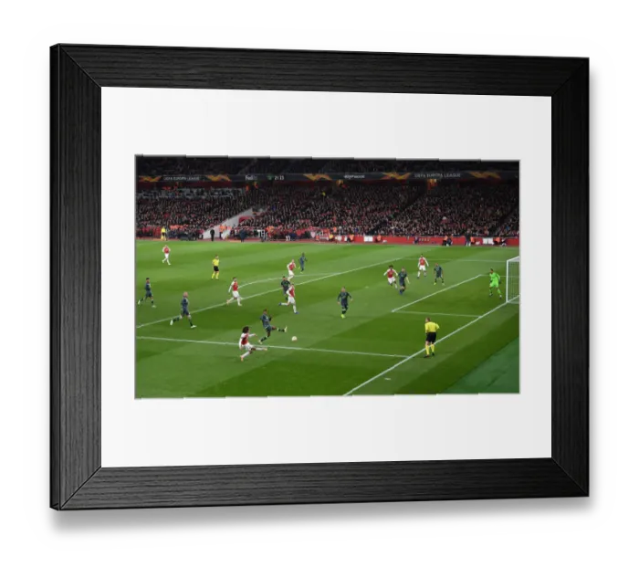 Framed Print : Matteo Guendouzi Crossing the Ball in Arsenal's Europa League Clash Against Sporting CP Framed Print : Matteo Guendouzi Crossing the Ball in Arsenal's Europa League Clash Against Sporting CP