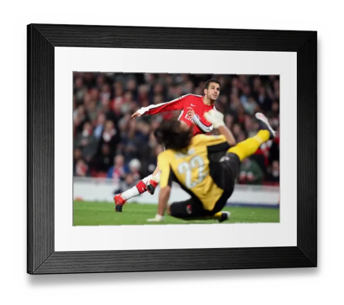 Framed Print : Cesc Fabregas's Brilliant Strike: Arsenal's Triumph in Champions League Group H (4-1 vs AZ Alkmaar)