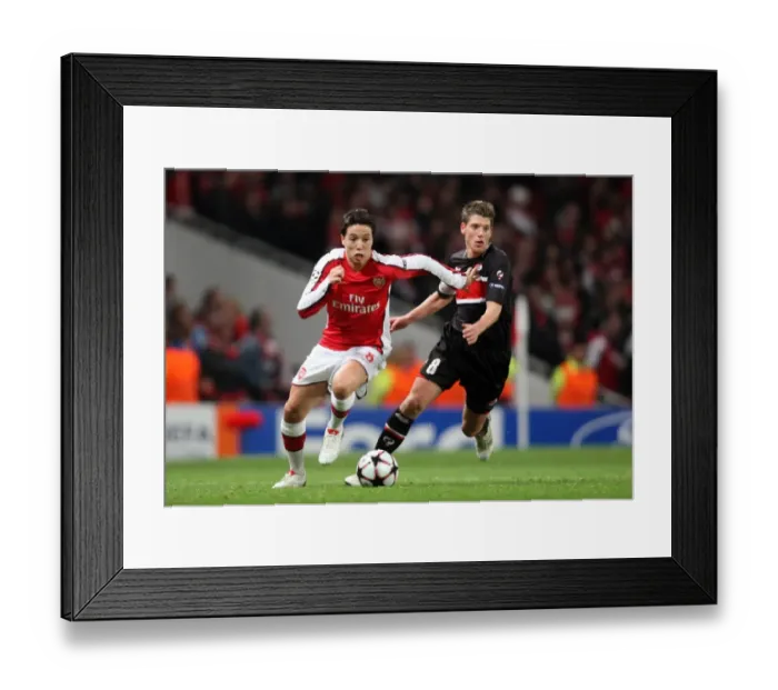Framed Print : Samir Nasri (Arsenal) Stijn Schaars (AZ) Framed Print : Samir Nasri (Arsenal) Stijn Schaars (AZ)