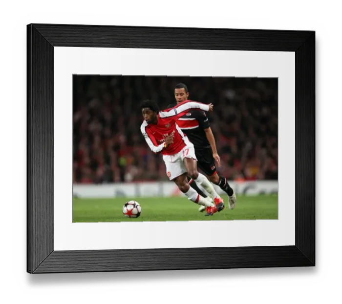 Framed Print : Alex Song (Arsenal) Moussa Dembele (AZ)