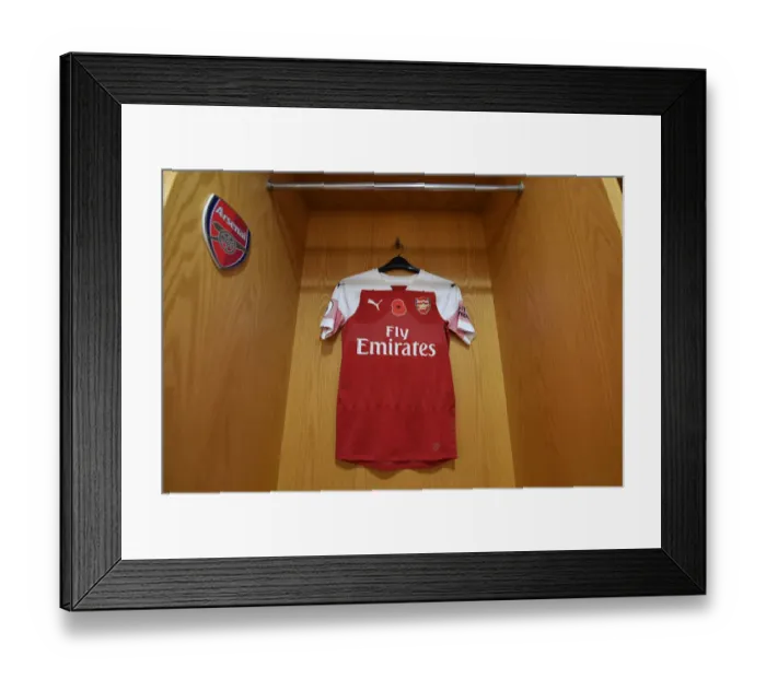 Framed Print : Arsenal FC v Wolverhampton Wanderers - Premier League