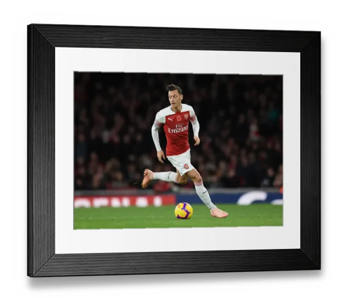 Framed Print : Mesut Ozil in Action: Arsenal vs. Wolverhampton Wanderers, Premier League 2018-19 Framed Print : Mesut Ozil in Action: Arsenal vs. Wolverhampton Wanderers, Premier League 2018-19