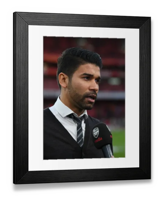 Framed Print : Eduardo's Emotional Reunion: Arsenal vs. Wolverhampton Wanderers, Premier League 2018-19 Framed Print : Eduardo's Emotional Reunion: Arsenal vs. Wolverhampton Wanderers, Premier League 2018-19