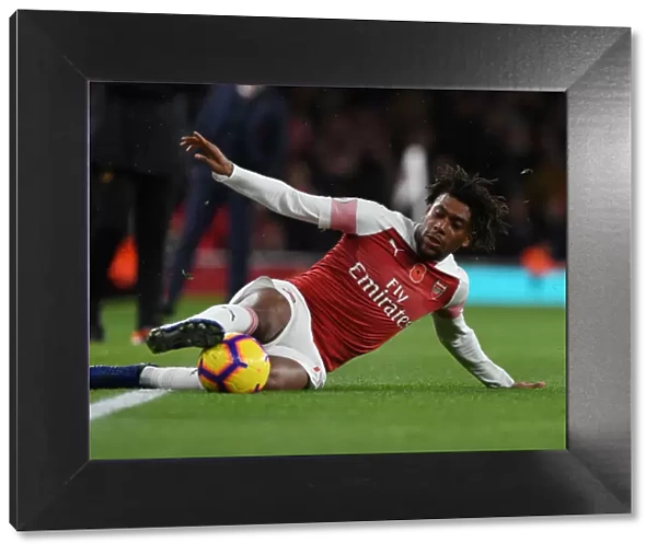 Alex Iwobi in Action: Arsenal vs. Wolverhampton Wanderers, Premier League 2018-19