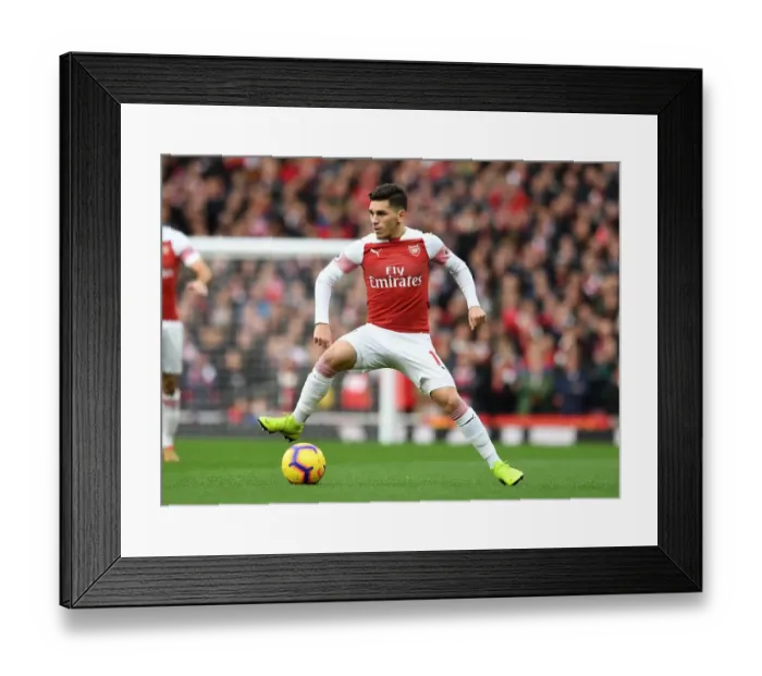 Framed Print : Torreira in Action: Arsenal vs. Tottenham, Premier League 2018-19