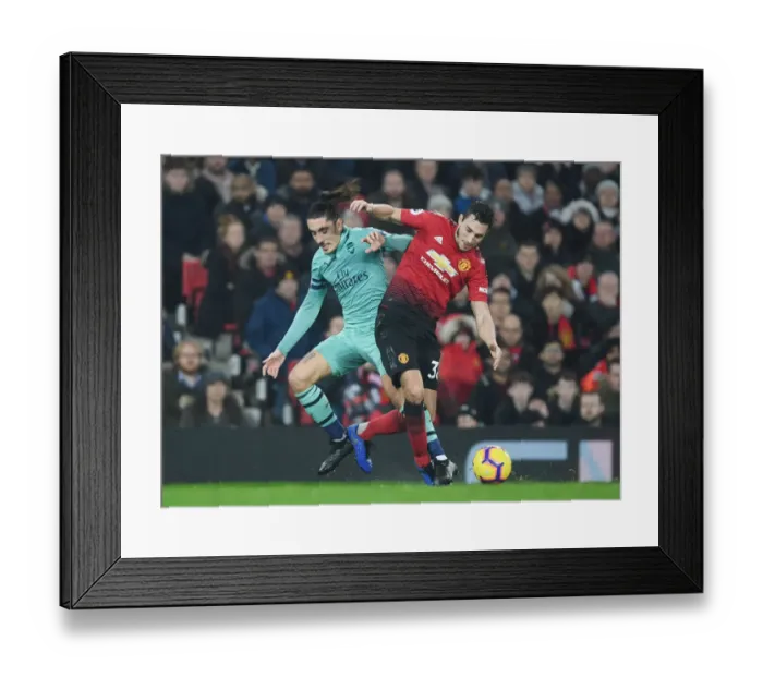 Framed Print : Bellerin vs Darmian: Clash at Old Trafford - Manchester United vs Arsenal FC, Premier League 2018-19 Framed Print : Bellerin vs Darmian: Clash at Old Trafford - Manchester United vs Arsenal FC, Premier League 2018-19