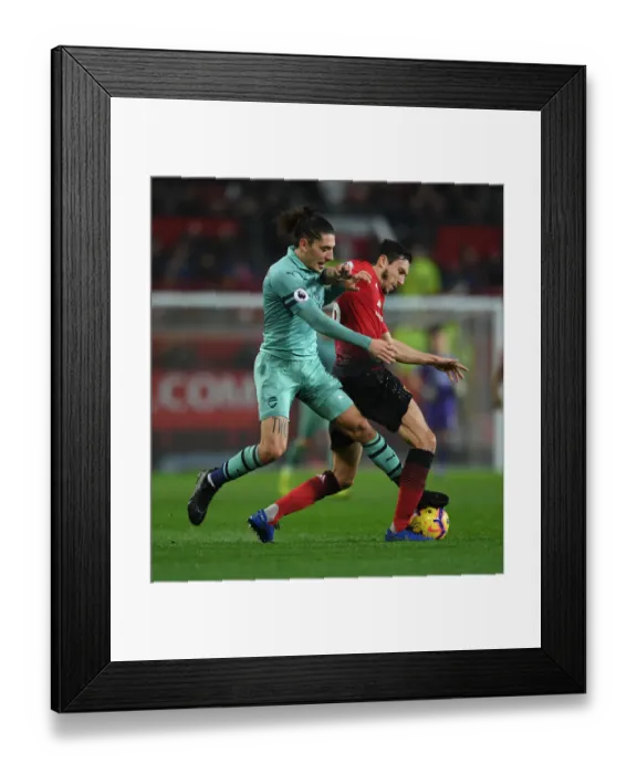 Framed Print : Clash of Titans: Bellerin vs. Darmian - Manchester United vs. Arsenal, Premier League 2018-19 Framed Print : Clash of Titans: Bellerin vs. Darmian - Manchester United vs. Arsenal, Premier League 2018-19