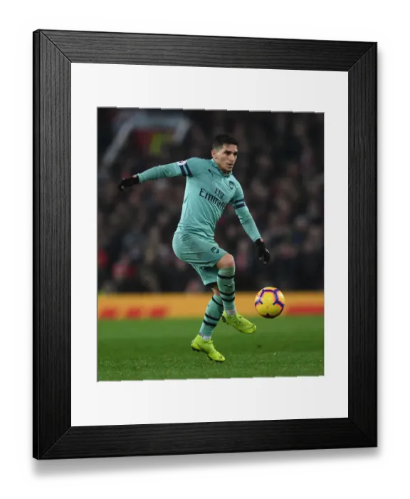 Framed Print : Lucas Torreira in Action: Manchester United vs. Arsenal, Premier League 2018-19 Framed Print : Lucas Torreira in Action: Manchester United vs. Arsenal, Premier League 2018-19