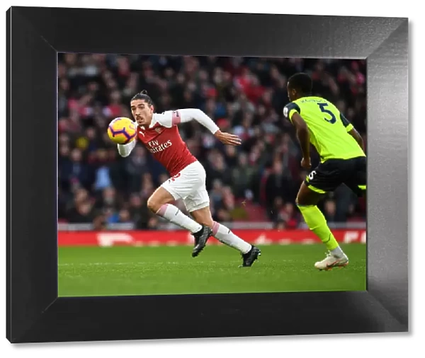 Hector Bellerin in Action: Arsenal vs Huddersfield Town, Premier League (2018-19)