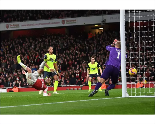 Lucas Torreira Scores the Winning Goal: Arsenal's Triumph over Huddersfield Town (Premier League 2018-19)