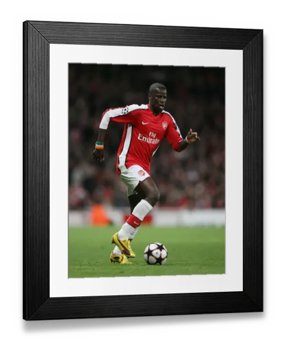 Framed Print : Emmanuel Eboue in Action: Arsenal's 4:1 Victory over AZ Alkmaar in the UEFA Champions League, Group H at Emirates Stadium (November 4, 2009) Framed Print : Emmanuel Eboue in Action: Arsenal's 4:1 Victory over AZ Alkmaar in the UEFA Champions League, Group H at Emirates Stadium (November 4, 2009)