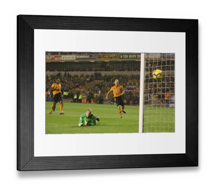 Framed Print : Jody Craddock deflects the ball past Wolves goalkeeper