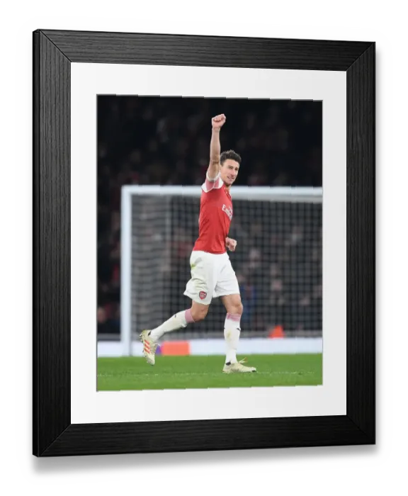 Framed Print : Arsenal's Koscielny Bids Farewell: Emirates Stadium, Arsenal vs Qarabag, UEFA Europa League 2018-19 Framed Print : Arsenal's Koscielny Bids Farewell: Emirates Stadium, Arsenal vs Qarabag, UEFA Europa League 2018-19