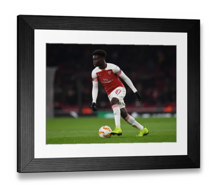 Framed Print : Bukayo Saka in Action: Arsenal vs Qarabag, UEFA Europa League, Emirates Stadium, London, 2018