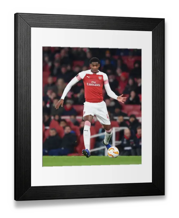 Framed Print : Zech Medley in Action: Arsenal vs Qarabag, UEFA Europa League, Group E