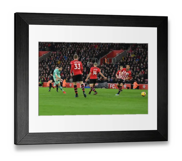 Framed Print : Mkhitaryan Scores the Second: Southampton vs Arsenal, Premier League
