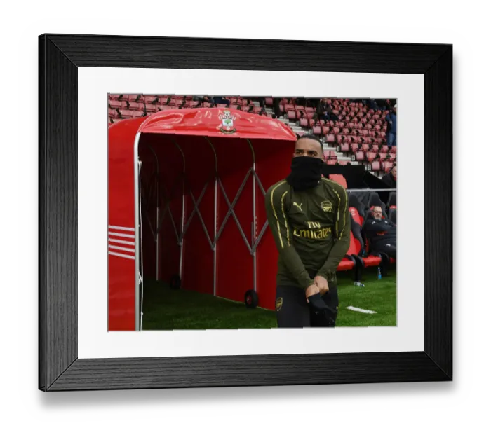 Framed Print : Arsenal's Alex Lacazette Prepares for Southampton Clash in Premier League