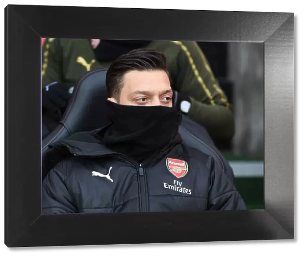 Mesut Ozil: Arsenal Substitute Ready at St Mary's Stadium